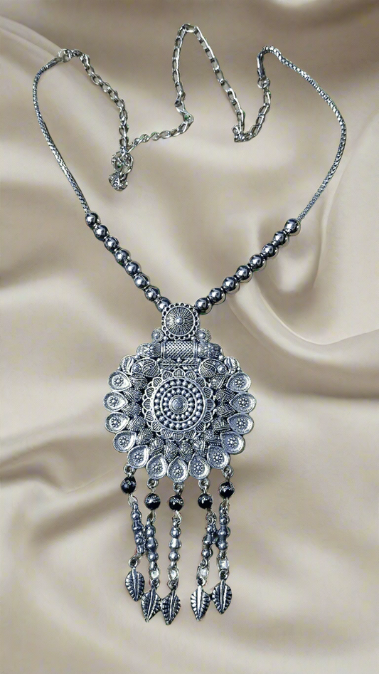 best quality oxidised jewellery necklace chain white pearl casual college evening fun
oxidised jewellery long Bohemian necklace .Light weight Stunning Women's Silver Oxidised Necklace
Lightweight Silver Pendant Necklace Handcrafted Minimalist